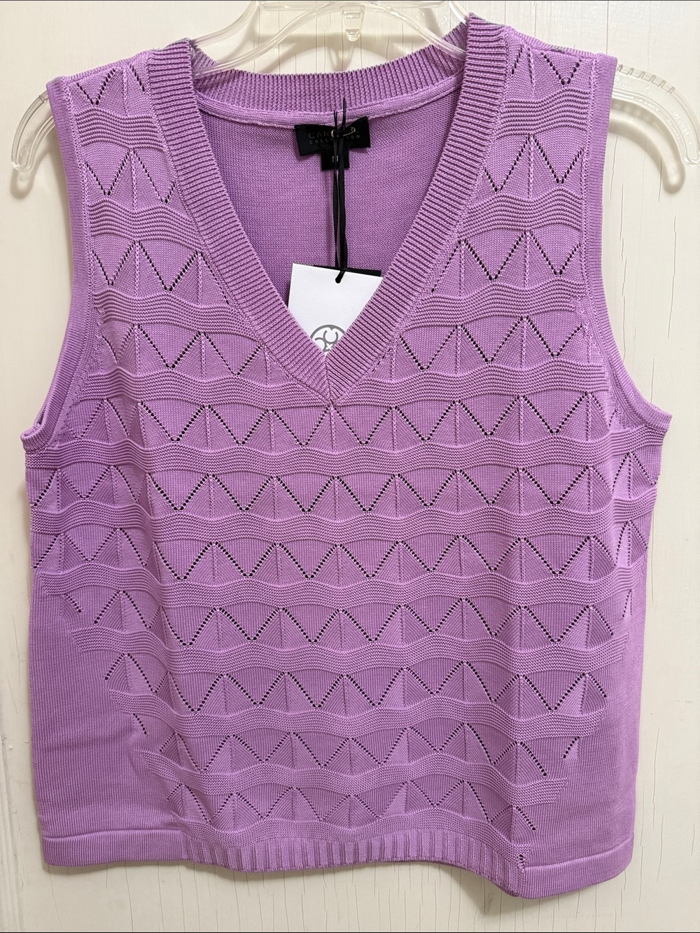 Carlisle Lavender Pointelle V-Neck Sweater M
